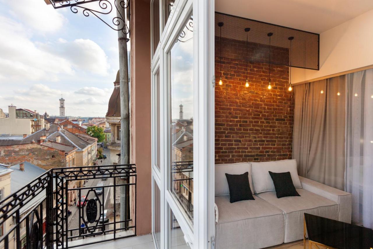 Leogrand Apartments On Khmelnytskoho 11 Lviv Buitenkant foto